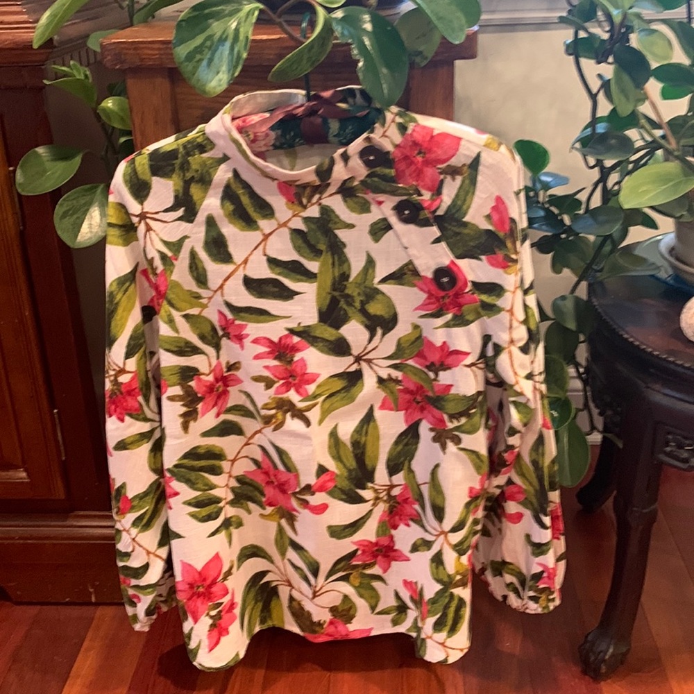 ZARA Long sleeve Floral top